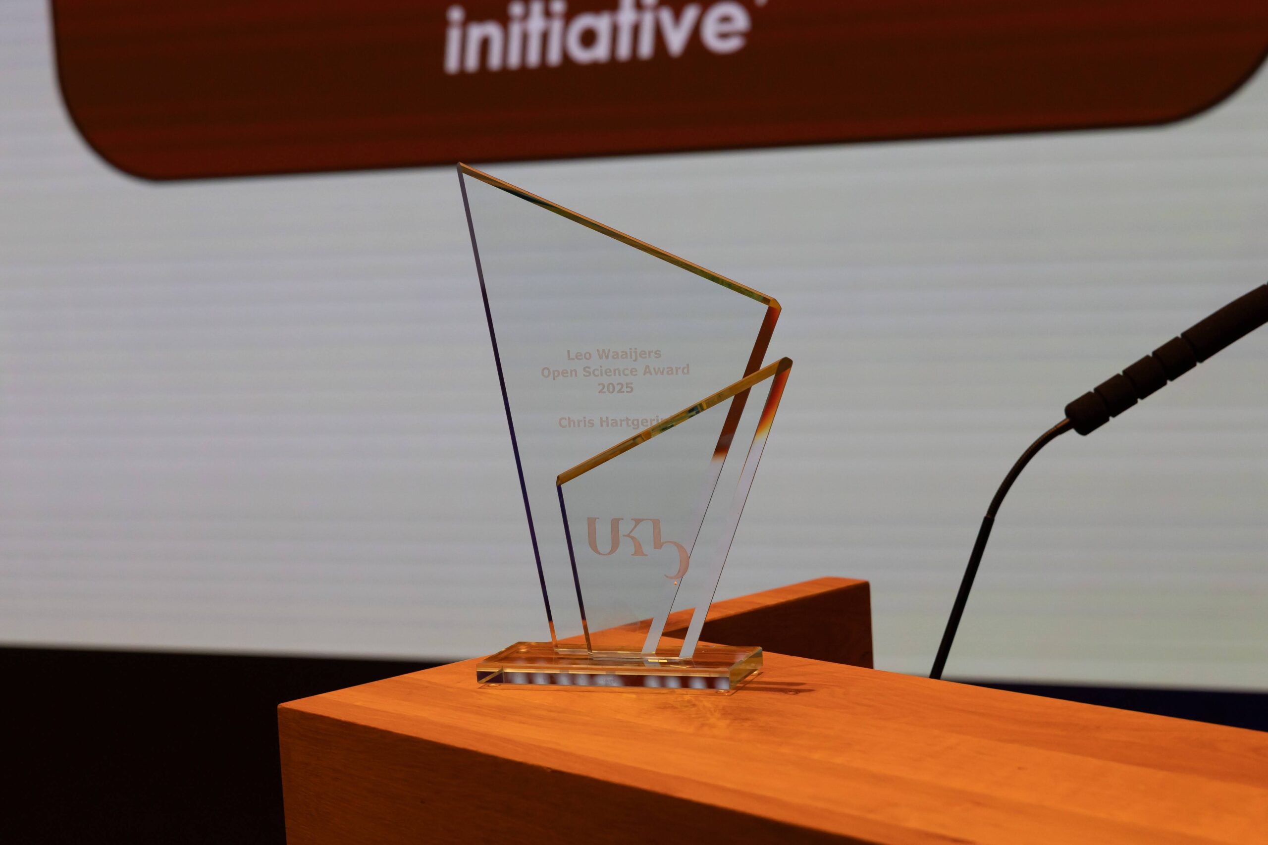 Nominate candidates for the 2026 Leo Waaijers Open Science Award - UKB